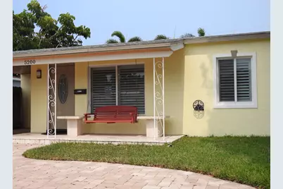 5200 NE 3rd Terrace, Fort Lauderdale, FL 33334 - Photo 2