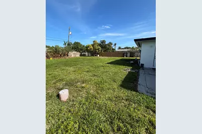 328 Urquhart Street, Lake Worth, FL 33461 - Photo 32