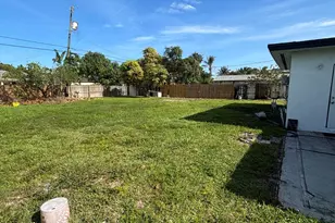 328 Urquhart St, Lake Worth Beach, FL 33461 - Photo 32
