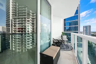 350 SE 2nd St, Fort Lauderdale, FL 33301 - Photo 10