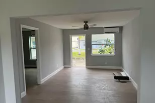840 Almeria Rd, West Palm Beach, FL 33405 - Photo 2