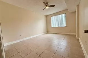 6928 SW 39th St, Davie, FL 33314 - Photo 12