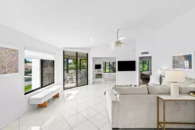 7533 Glendevon Lane #905, Delray Beach, FL 33446 - Photo 8