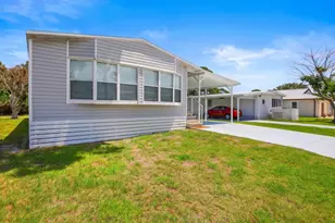 70 Golf Dr, Port Saint Lucie, FL 34952 - Photo 2
