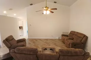 6640 Plymouth Dr N, Lantana, FL 33462 - Photo 10