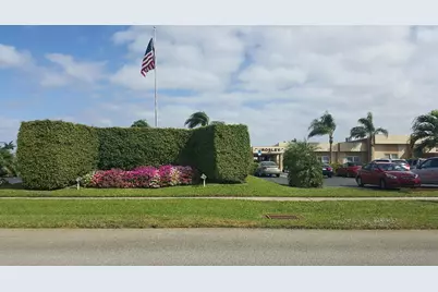 2916 Crosley Drive E #M, West Palm Beach, FL 33415 - Photo 14