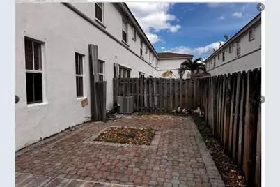 15746 SW 41st Street, Miramar, FL 33027 - Photo 12