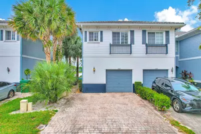 1427 NW 34th Way #1427, Lauderhill, FL 33311 - Photo 1