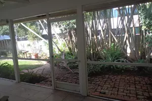 1141 Mulberry Pl, Wellington, FL 33414 - Photo 4