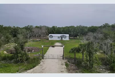 19411 NW 258th Street, Okeechobee, FL 34972 - Photo 2