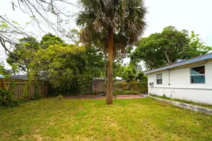 624 51st St, West Palm Beach, FL 33407 - Photo 10