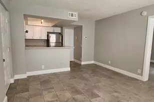 700 Executive Center Dr, West Palm Beach, FL 33401 - Photo 2