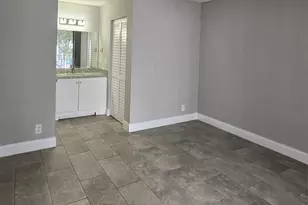 700 Executive Center Dr, West Palm Beach, FL 33401 - Photo 14