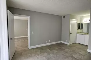 700 Executive Center Dr, West Palm Beach, FL 33401 - Photo 10