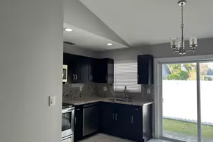 13671 Yarmouth Ct, Wellington, FL 33414 - Photo 8
