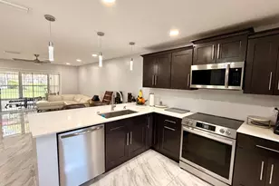 201 Lake Dora Dr, West Palm Beach, FL 33411 - Photo 6