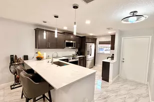 201 Lake Dora Dr, West Palm Beach, FL 33411 - Photo 1