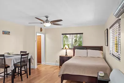 803 NE 2nd Avenue #Studio, Delray Beach, FL 33444 - Photo 2
