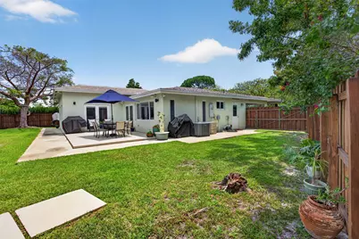 451 NE 48th Court, Oakland Park, FL 33334 - Photo 36