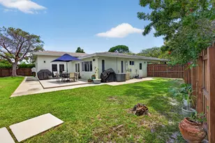 451 NE 48th Ct, Oakland Park, FL 33334 - Photo 36