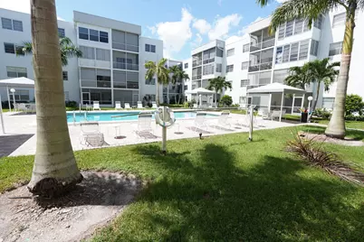 3000 E Sunrise Lakes Boulevard #123, Sunrise, FL 33322 - Photo 8