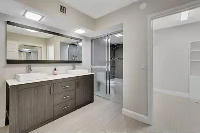800 E Camino #4110, Boca Raton, FL 33432 - Photo 12
