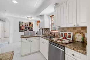 7865 La Mirada Dr, Boca Raton, FL 33433 - Photo 24