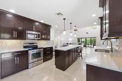 13140 Crisa Drive, Palm Beach Gardens, FL 33410 - Photo 8