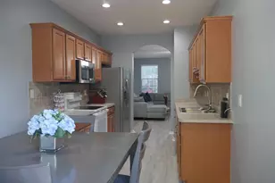 2151 SE Eatonville Dr, Port Saint Lucie, FL 34952 - Photo 8