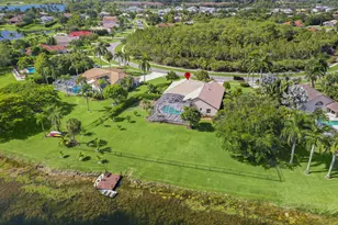 9676 Eagle Point Ln, Lake Worth, FL 33467 - Photo 2