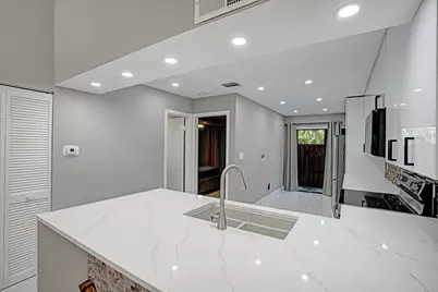 456 SE 14th Street, Dania Beach, FL 33004 - Photo 14