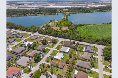 1573 SW Dycus Avenue, Port Saint Lucie, FL 34953 - Photo 34