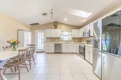 1573 SW Dycus Avenue, Port Saint Lucie, FL 34953 - Photo 10