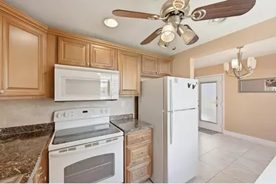 729 Normandy P, Delray Beach, FL 33484 - Photo 12
