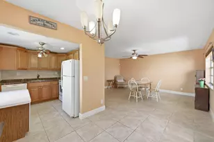 729 Normandy P, Delray Beach, FL 33484 - Photo 4