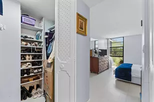 20500 W Country Club Dr, Aventura, FL 33180 - Photo 12