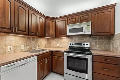 20500 W Country Club Drive #210, Aventura, FL 33180 - Photo 22