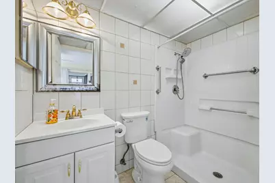 202 Brittany E, Delray Beach, FL 33446 - Photo 18