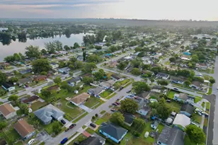 2881 NW 24th Ct, Fort Lauderdale, FL 33311 - Photo 28