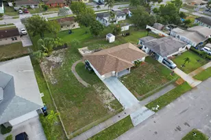 2881 NW 24th Ct, Fort Lauderdale, FL 33311 - Photo 4