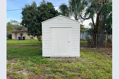 2881 NW 24th Court, Fort Lauderdale, FL 33311 - Photo 40