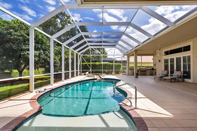 594 N Country Club Drive, Atlantis, FL 33462 - Photo 38