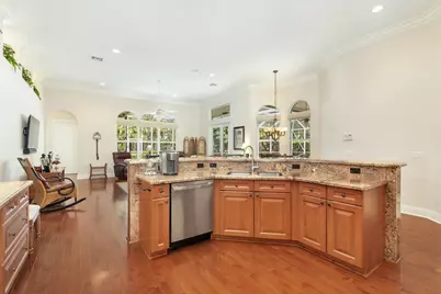 594 N Country Club Drive, Atlantis, FL 33462 - Photo 20