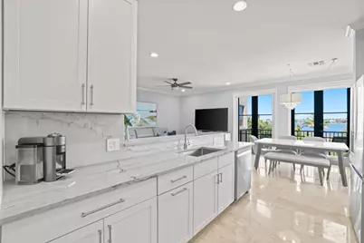 920 Via Villagio, Hypoluxo, FL 33462 - Photo 4