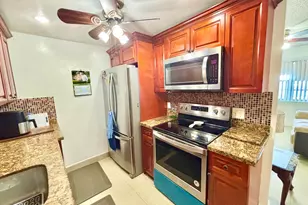 203 Farnham I, Deerfield Beach, FL 33442 - Photo 10