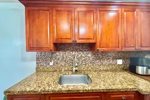 203 Farnham I, Deerfield Beach, FL 33442 - Photo 12