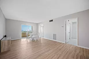 900 NE 18th Ave, Fort Lauderdale, FL 33304 - Photo 6
