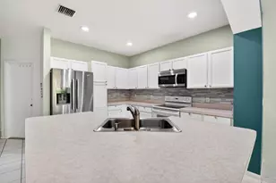 9695 Porta Leona Ln, Boynton Beach, FL 33472 - Photo 6