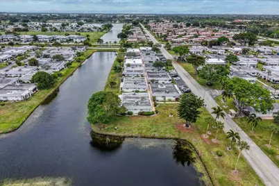 150 Valencia Boulevard #G, Delray Beach, FL 33446 - Photo 10
