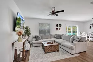 4549 Dow Ln, Greenacres, FL 33463 - Photo 12
